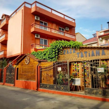 ホテル Casa Tatiana エフォリエ・ノルド エクステリア 写真