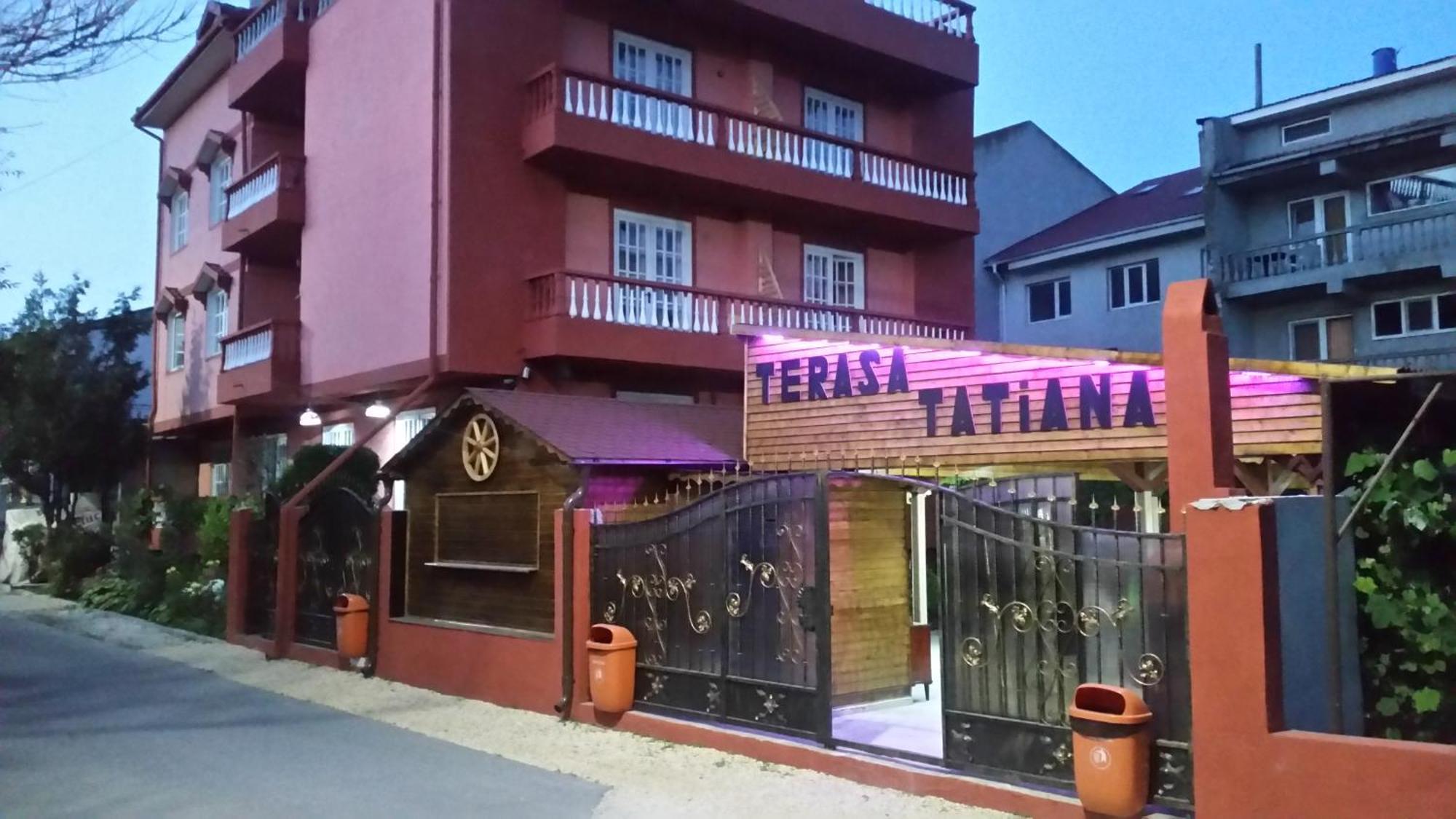 ホテル Casa Tatiana エフォリエ・ノルド エクステリア 写真